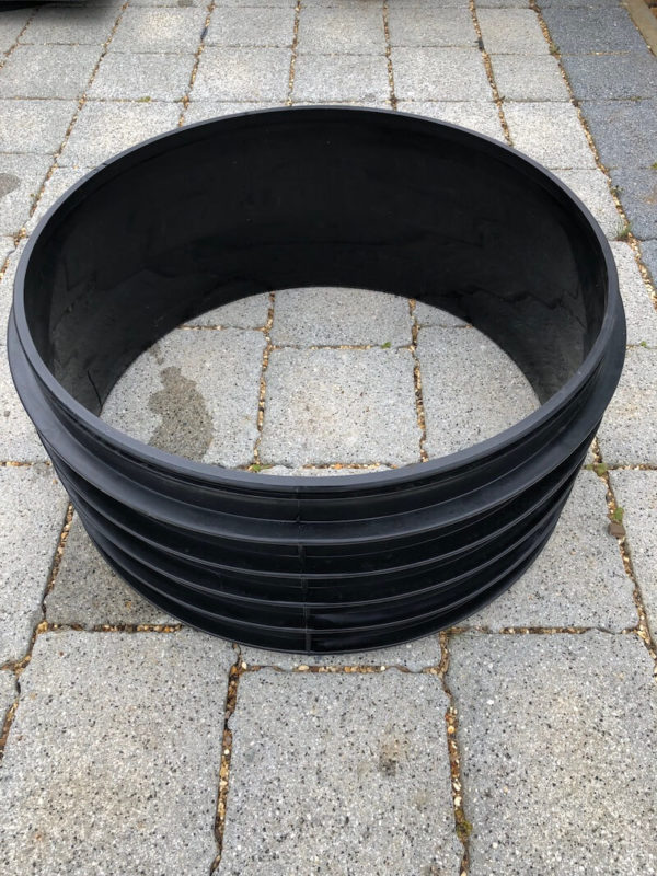 450mm diameter x 215mm Riser